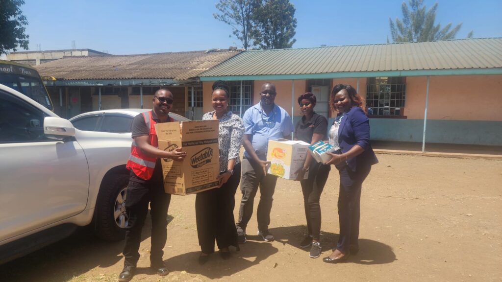 Kariobangi KEPSA feeding01