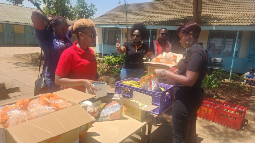 Kariobangi KEPSA feeding03