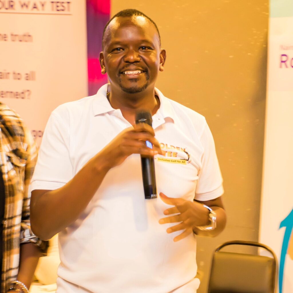 <trp-post-container data-trp-post-id='15005'>Karaoke Fund Raising — photograph 4